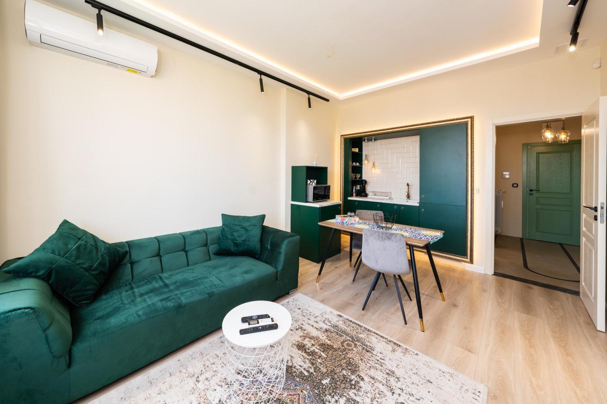 Heart Of The Center Lux Apartment2 With View * Sofia